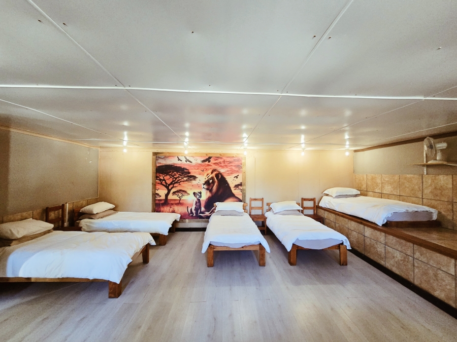 18 Bedroom Property for Sale in Geelhoutboom AH Western Cape